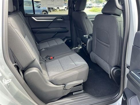 New 2025 GMC Acadia Elevation w/ Black Edition image 28