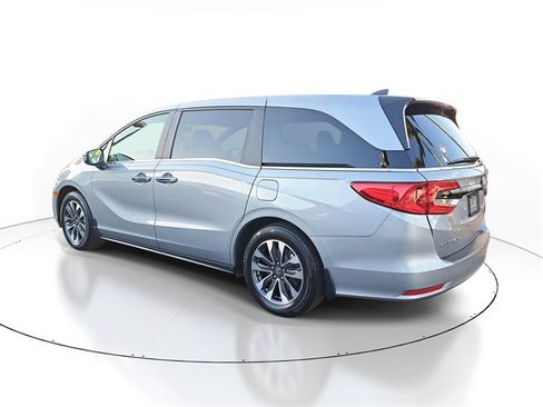 Certified 2024 Honda Odyssey EX-L image 4
