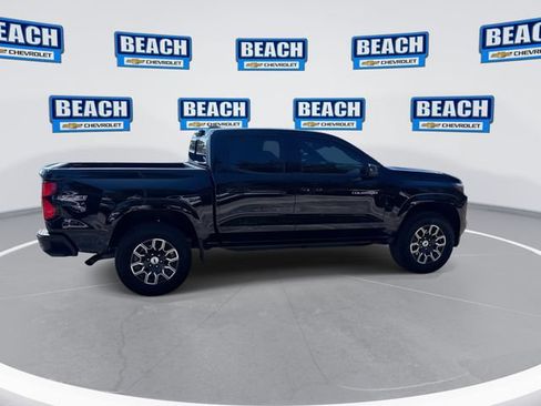 Used 2025 Chevrolet Colorado Z71 AWD/4WD image 9