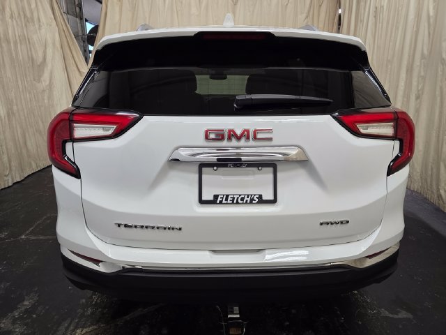 Used 2023 GMC Terrain SLT AWD/4WD image 8