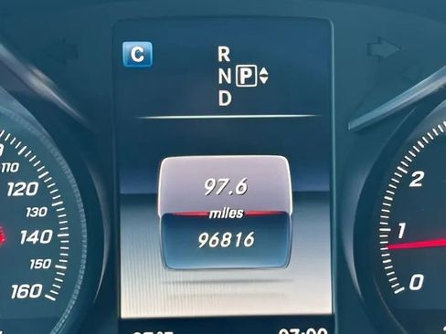 Used 2015 Mercedes-Benz C 300 Sedan image 35