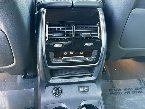 New 2027 BMW X7 xDrive40i w/ Executive Package AWD/4WD image 21