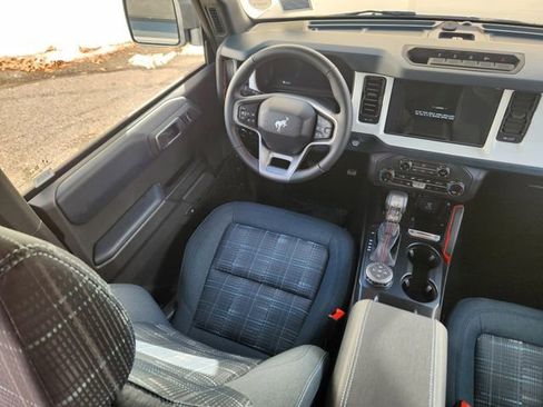 New 2025 Ford Bronco Heritage Edition image 10