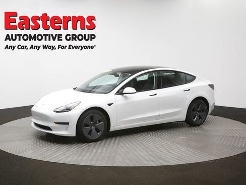 Used 2023 Tesla Model 3 Standard Range image 56