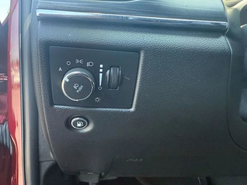 Used 2020 Jeep Grand Cherokee Limited AWD/4WD image 14