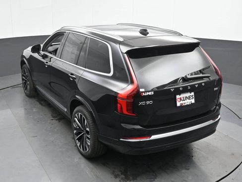 New 2026 Volvo XC90 B6 Ultra w/ Protection Package AWD/4WD image 39