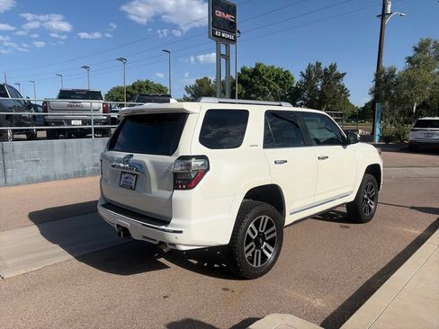 Used 2018 Toyota 4Runner Limited AWD/4WD image 5
