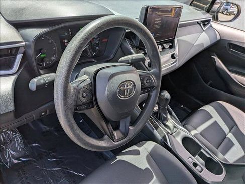 Used 2024 Toyota Corolla LE w/ LE Convenience Package FWD image 10