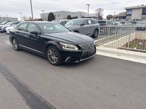 Used 2013 Lexus LS 460 w/ Comfort Pkg image 1