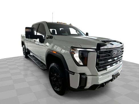 Certified 2024 GMC Sierra 2500 AT4 image 1