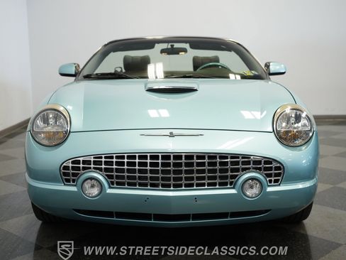 Used 2002 Ford Thunderbird image 17