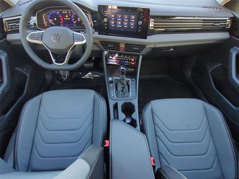 New 2026 Volkswagen Jetta SEL image 18