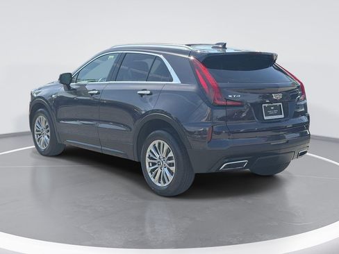 Certified 2024 Cadillac XT4 Premium Luxury FWD image 5