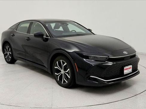 Certified 2024 Toyota Crown AWD/4WD image 1
