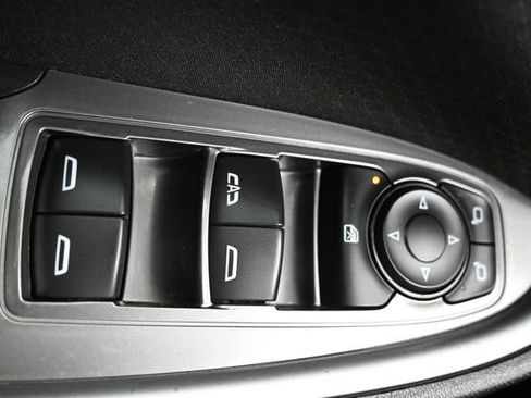 Used 2022 Chevrolet Malibu LT FWD image 27