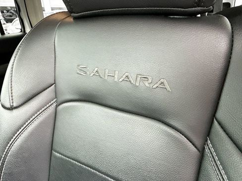 Used 2023 Jeep Wrangler Unlimited Sahara w/ Cold Weather Group image 24