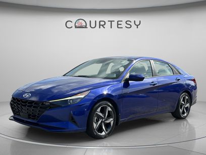 Used 2023 Hyundai Elantra SEL w/ Convenience Package