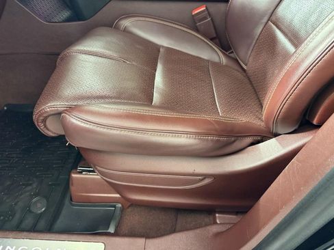 Used 2022 Lincoln Aviator Black Label w/ Dynamic Handling Package image 30