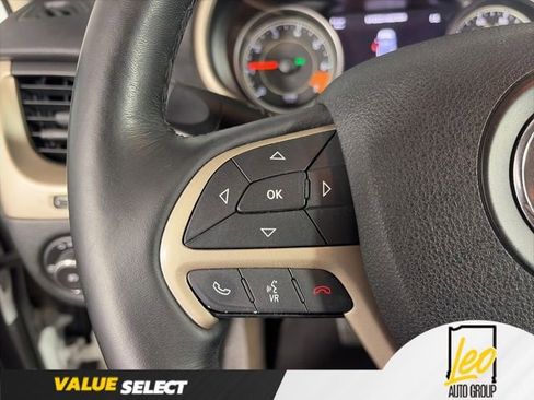Used 2015 Jeep Cherokee Limited AWD/4WD image 15