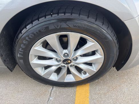 Used 2017 Kia Optima LX FWD image 22