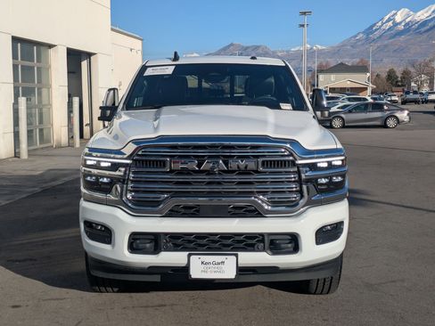 Used 2025 RAM 2500 Laramie image 12