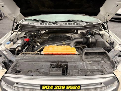 Used 2016 Ford F150 Platinum w/ Equipment Group 701A Luxury AWD/4WD image 32