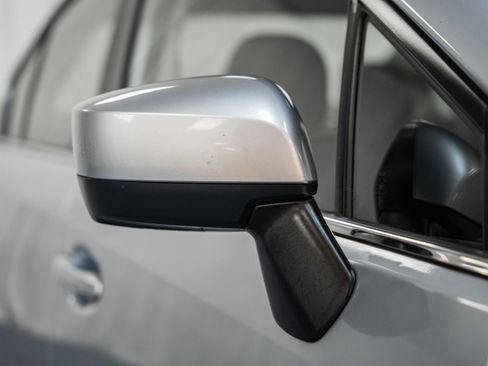 Used 2016 Subaru Impreza 2.0i Premium image 11