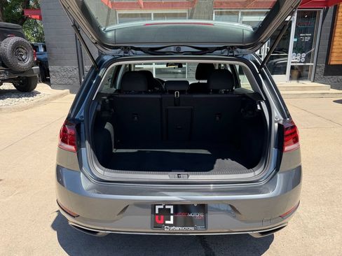 Used 2019 Volkswagen e-Golf SE w/ Driver Assistance Package FWD image 21