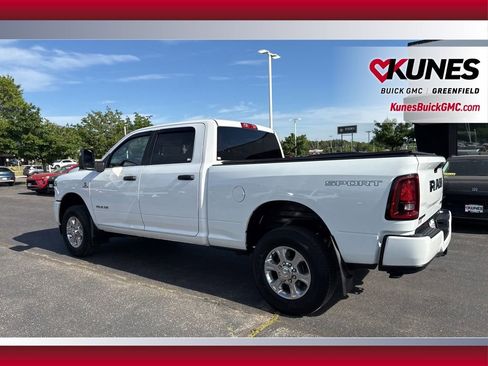 Used 2025 RAM 2500 Big Horn AWD/4WD image 10