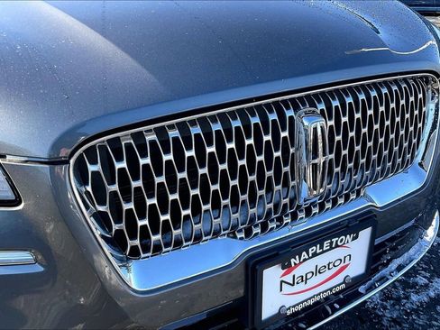 Used 2022 Lincoln Corsair AWD w/ Premium Package image 28