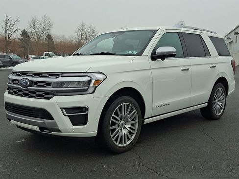 Used 2022 Ford Expedition Platinum image 6