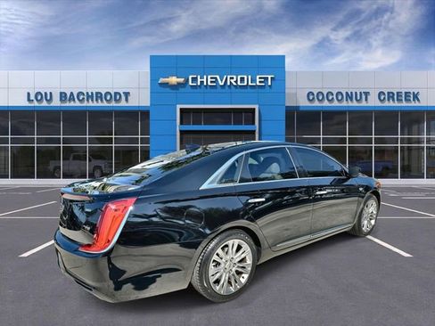 Used 2018 Cadillac XTS Luxury image 8