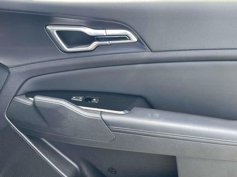 Used 2023 Kia Sportage EX image 15