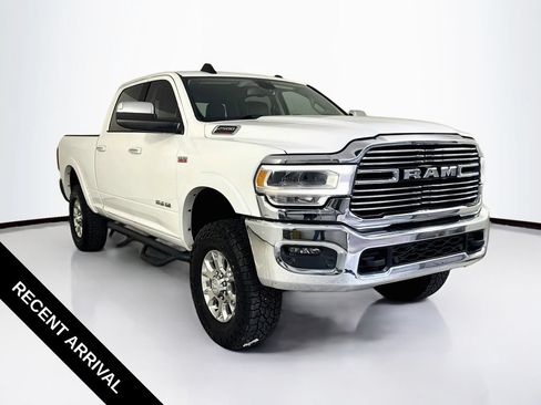 Used 2022 RAM 2500 Laramie AWD/4WD image 1