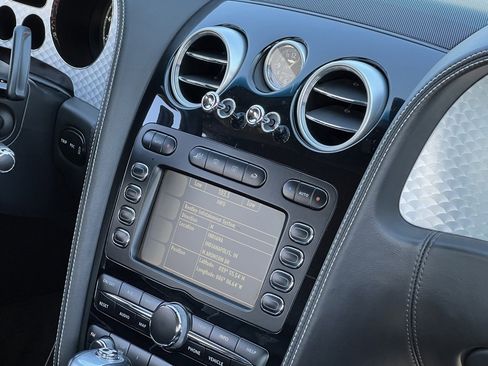 Used 2011 Bentley Continental GTC image 30