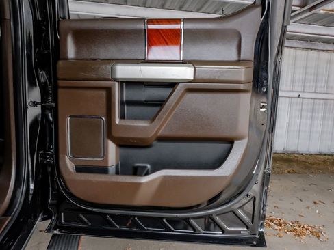 Used 2018 Ford F250 King Ranch w/ King Ranch Ultimate Package image 37