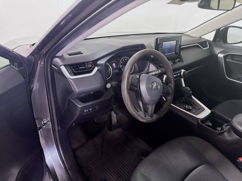 Certified 2021 Toyota RAV4 LE AWD/4WD image 9