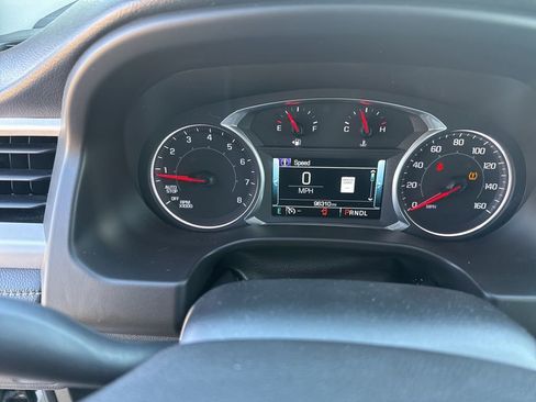 Used 2017 GMC Acadia SLT image 9