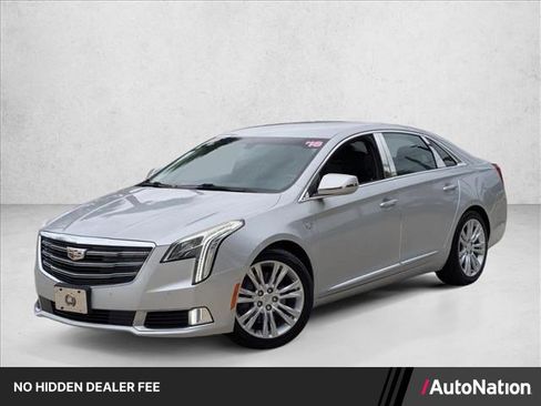 Used 2018 Cadillac XTS Luxury FWD image 1
