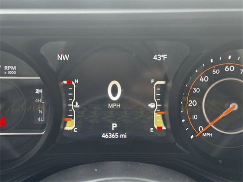 Certified 2024 Jeep Gladiator Sport image 27