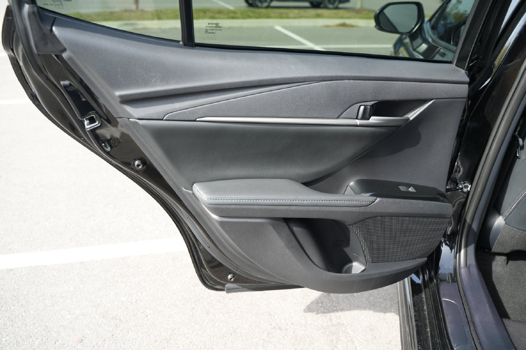 Used 2025 Toyota Camry XSE FWD image 16