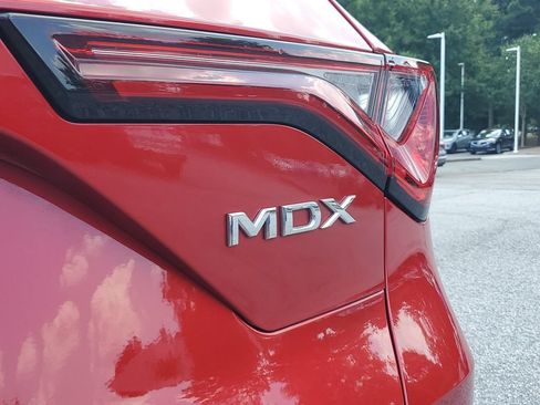 Certified 2025 Acura MDX FWD w/ Technology Package image 8
