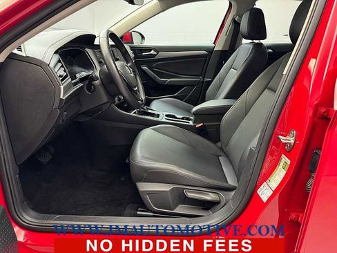 Used 2020 Volkswagen Jetta SE w/ SE Cold Weather Package FWD image 13