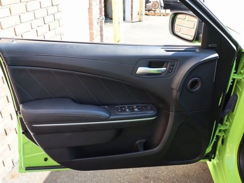 Used 2023 Dodge Charger R/T Scat Pack image 9