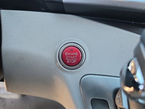 Used 2014 Honda Odyssey EX image 24