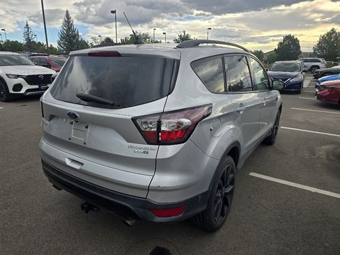 Used 2018 Ford Escape Titanium AWD/4WD image 15