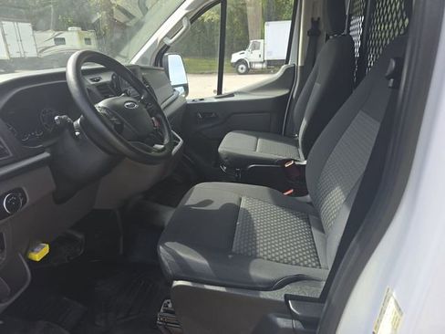 Used 2024 Ford Transit 250 w/ Exterior Upgrade Package image 3