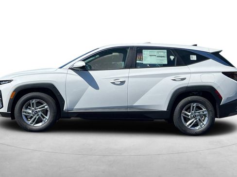 New 2026 Hyundai Tucson SE FWD image 3