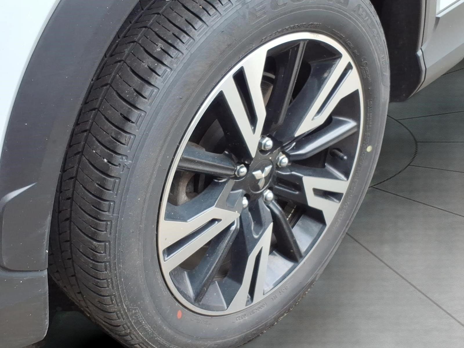 Used 2025 Mitsubishi Eclipse Cross SE AWD/4WD image 5