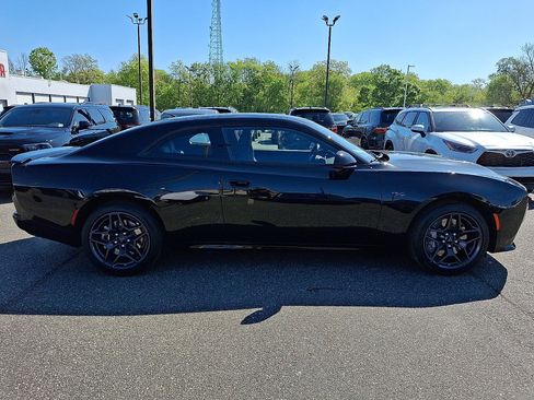 New 2026 Dodge Charger R/T w/ Performance Handling Group AWD/4WD image 4